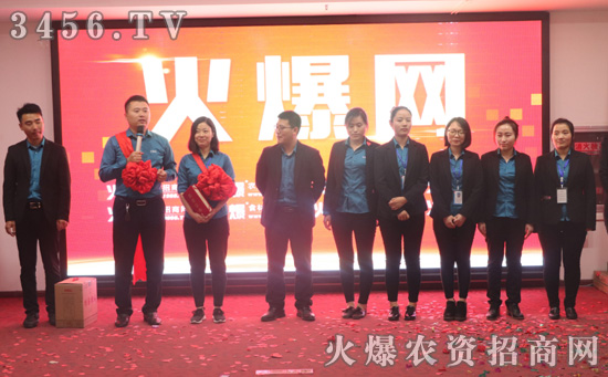 �����ǿ����_̤��(sh��)�����𱬾W(w��ng)���Y(ji��)10�³ɿ�(j��)��ȫ���^��(zh��n)11����