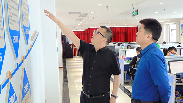 ���Қgӭʯ���@�^(q��)�\�I����κ����һ���W�R�𱬾W(w��ng)���^ָ����