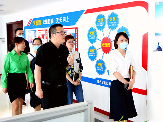 ���Қgӭ��(chu��ng)�f(xi��)ͬ���ą�����һ���W�R�𱬾W(w��ng)���^������