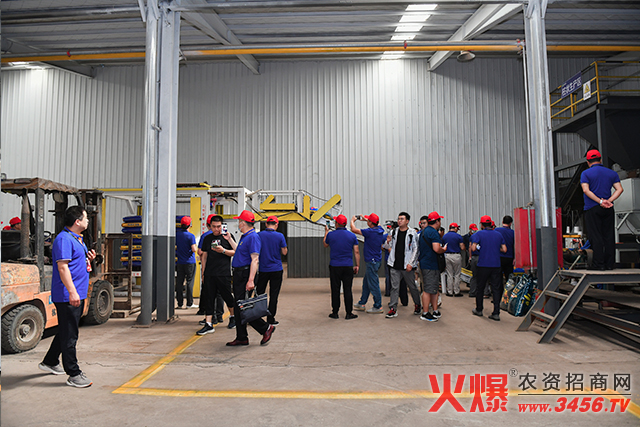 �R����Ӣ���Q(m��o)���޹�˾