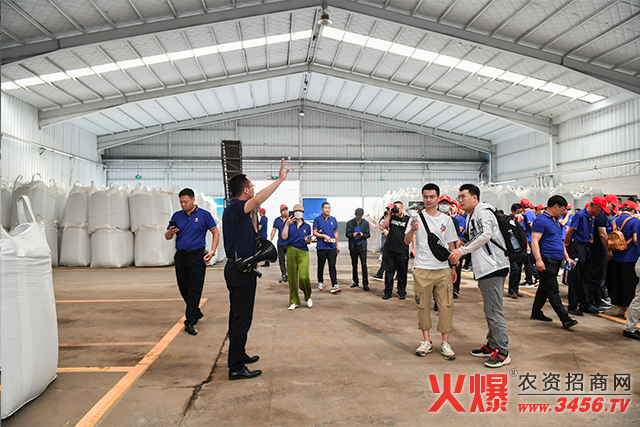 �R����Ӣ���Q(m��o)���޹�˾