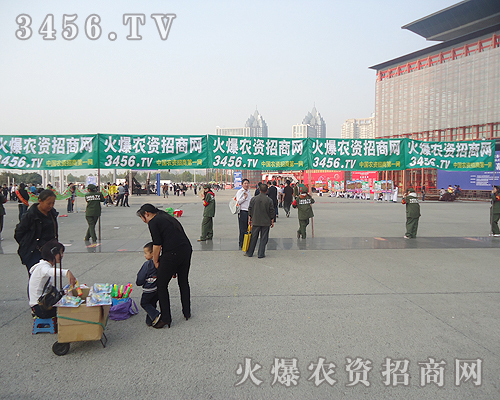 �Gɫ���������Gɫ���@�����Gɫ���ǵ�