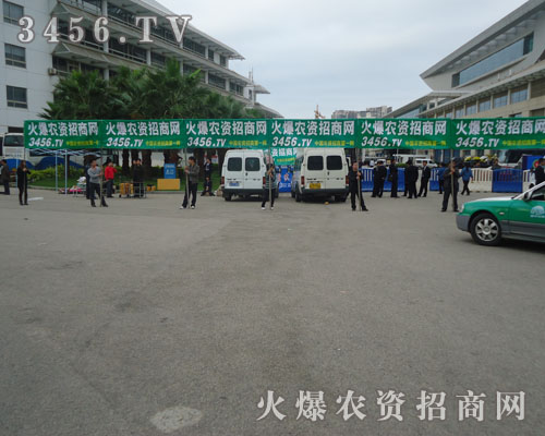 �Զ�������ʼ�K��һ�����r(n��ng)�Y���̾W(w��ng)���