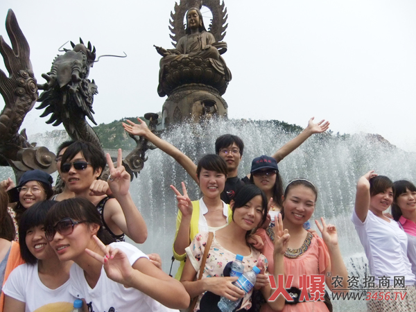 神奇的觀音銅像