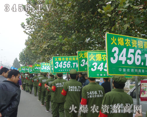 �����˕r(sh��)�˿����𱬈F(tu��n)�(du��)�ٴ�����(zh��n)�ڕ�(hu��)��(ch��ng)��