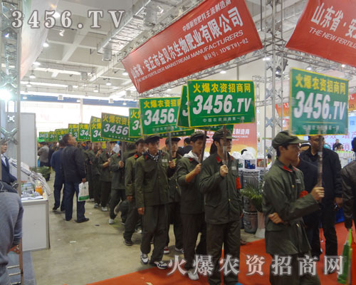 �𱬾W(w��ng)�A�ñ����˵ĺ��u(p��ng)��֧�����ի@�����۵ĴT��