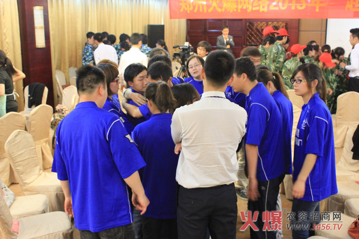 �L(f��ng)��ͬ�ۭh(hu��n)��(ji��)