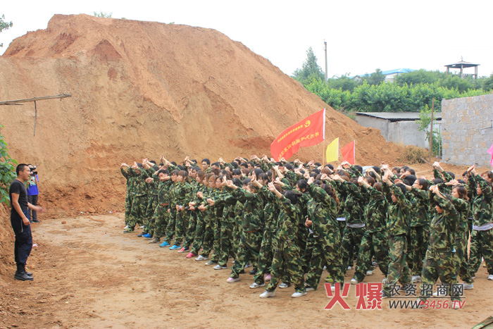 �҂���һ����