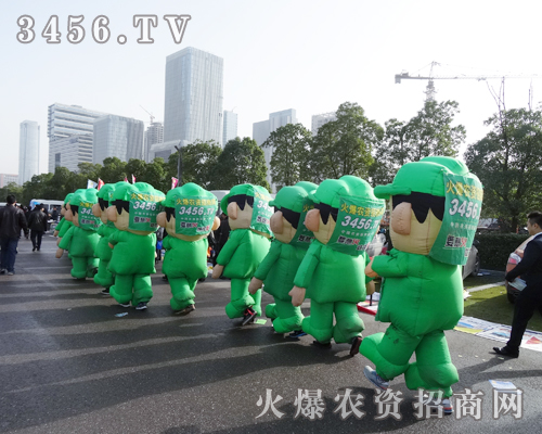 �𱬿�ͨ��ģ���޶�־���P(y��ng)����������