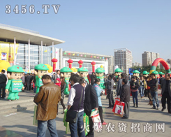 �����������˾Gɫ܊�b��ͨ��ģ�����k�����L(f��ng)��