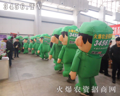 �𱬾Gɫ܊�F(tu��n)��һ�������ǰ�M(j��n)������(zh��n)��